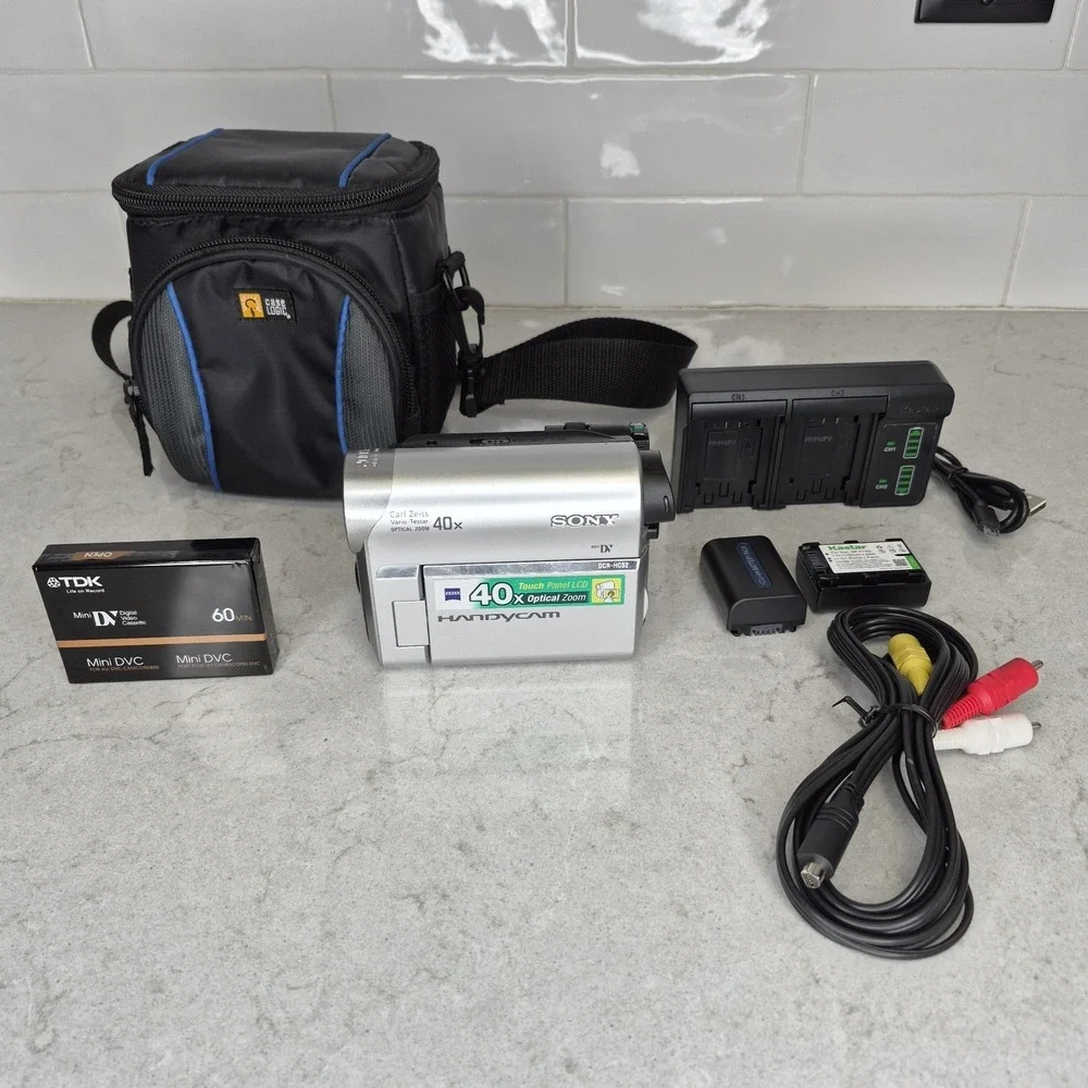 Sony Handycam DCR-HC52 MiniDV Camcorder 40x Zoom Bundle WORKS